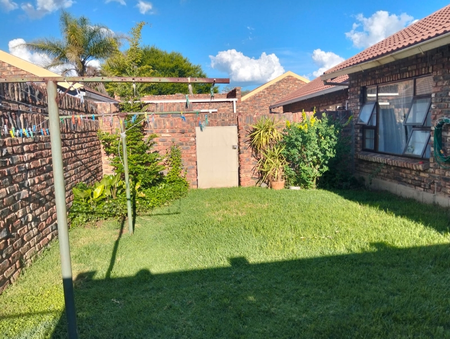 To Let 2 Bedroom Property for Rent in Pellissier Free State